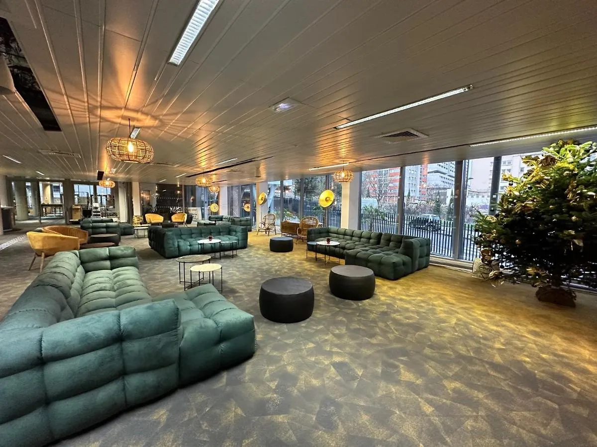 Hotel Lodge In Paris 13
